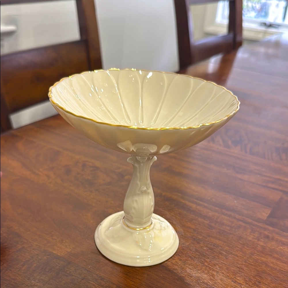 Lenox Charleston Compote in  Cream and Gold